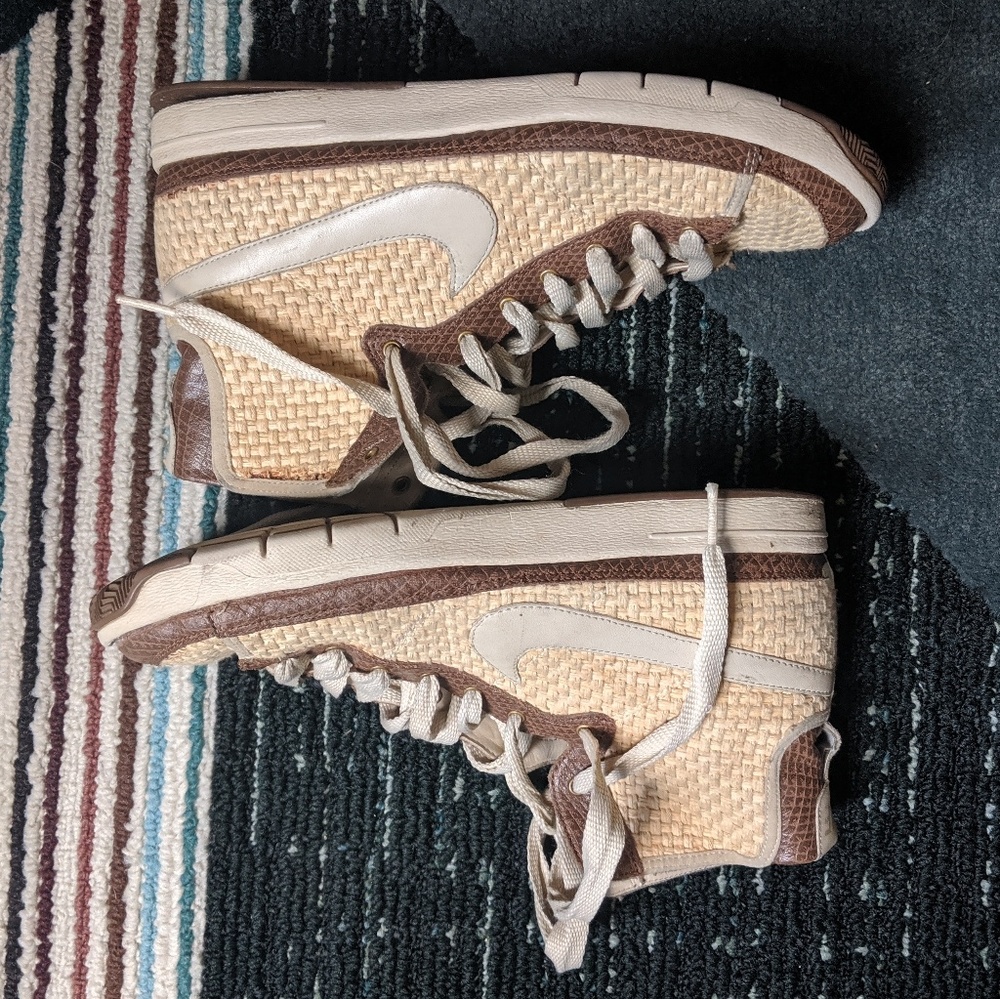 Nike Hightops in Natural Woven with Leather Trim